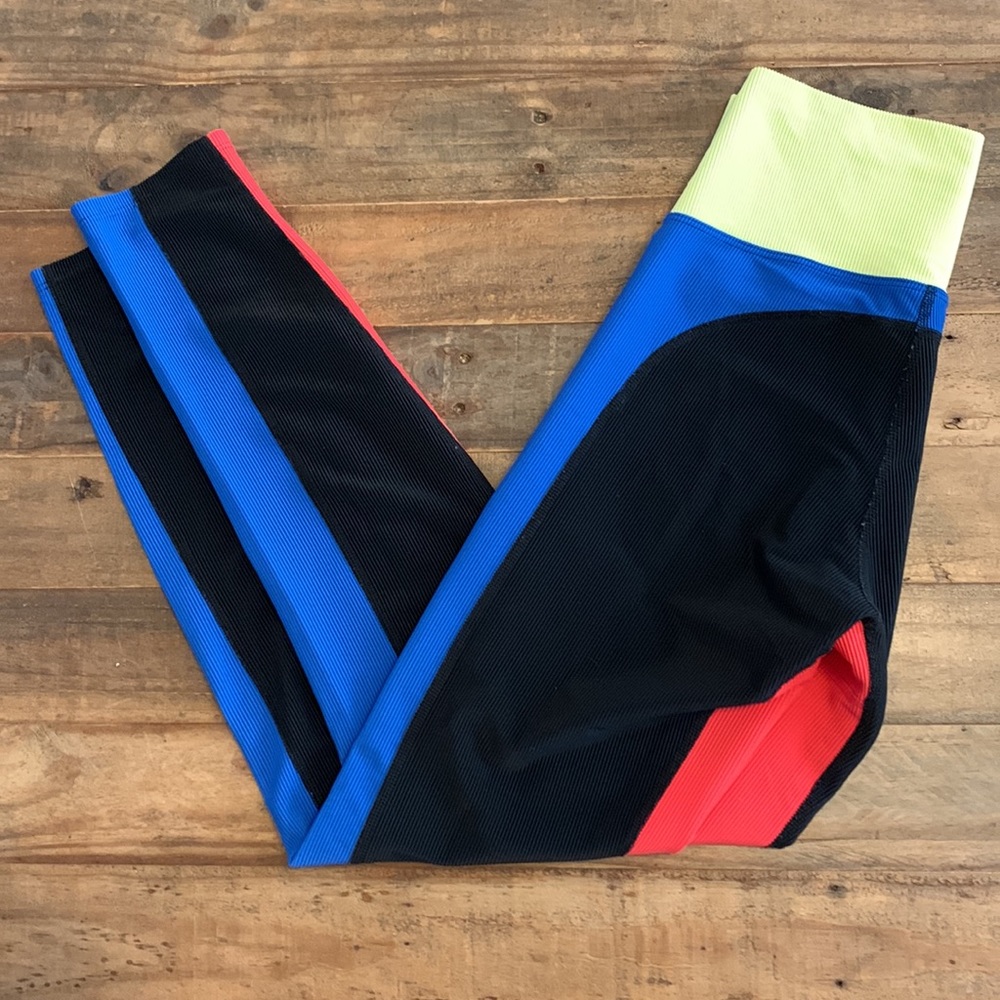 Beach Riot Colorblock Leggings - Picture 4 of 4